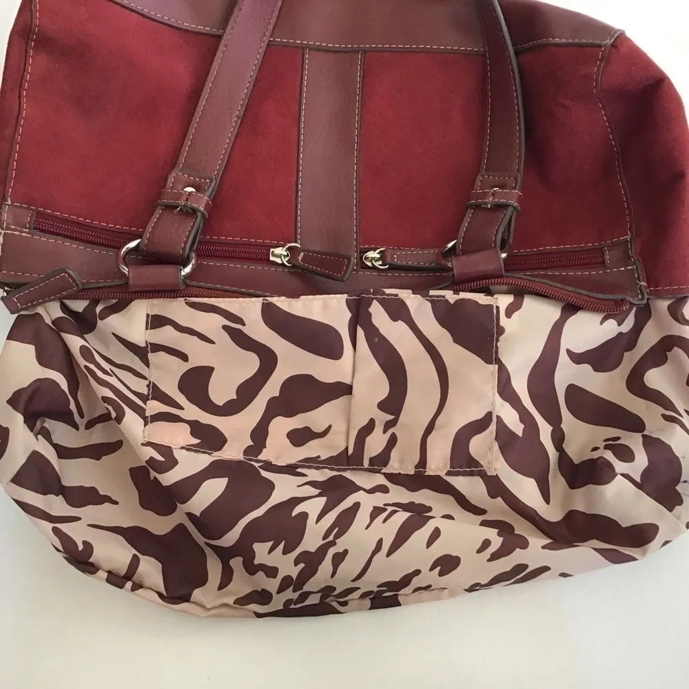 Emilie m. Faux suede/leather East/West baguette bag Silver colored hardw…